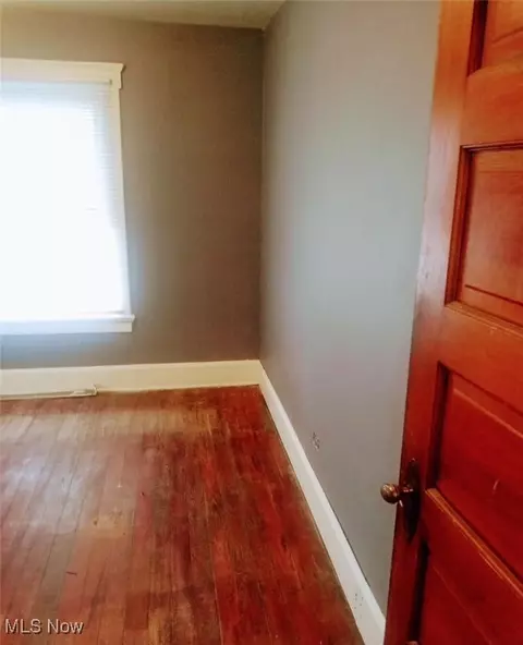 544 E Broad St, Elyria, OH 44035 photo 13