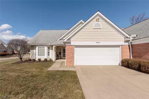 29352 Dewberry Ln, Westlake, OH 44145