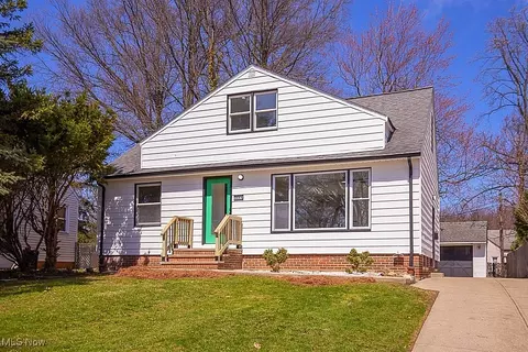 4441 Anderson Rd, South Euclid, OH 44121