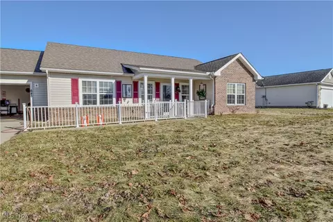 643 Wood Ridge Rd, Geneva, OH 44041