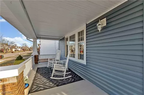 7203 Gilbert Ave, Parma, OH 44129 photo 3