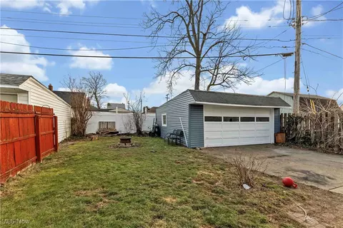 7203 Gilbert Ave, Parma, OH 44129 photo 26