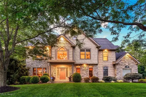 3089 Blue Heron, Medina, OH 44256
