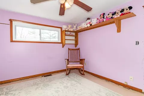 Bedroom - 10932 Thwing Rd, Chardon, OH 44024 photo 4 of 7