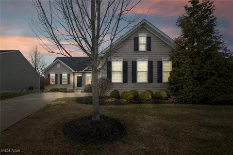 3296 Robin Ln, Lorain, OH 44053