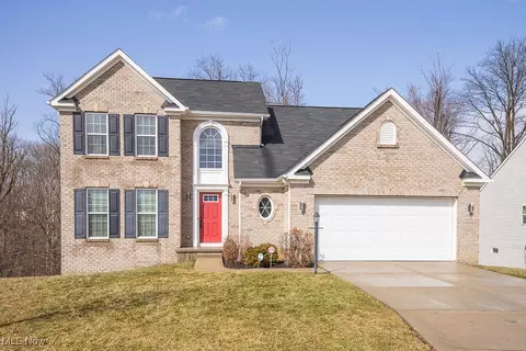 6318 Stonehaven Ln, Bedford Heights, OH 44146