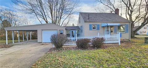 4948 13th St SW, Canton, OH 44710