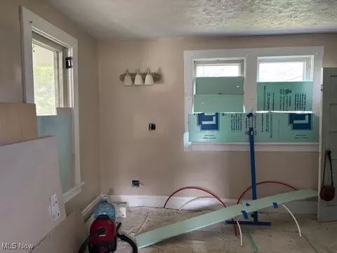 Entry Way - 112 Depot St, Flushing, OH 43977 photo 4 of 4