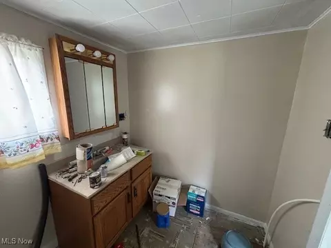 Bath - 112 Depot St, Flushing, OH 43977 photo 1 of 3