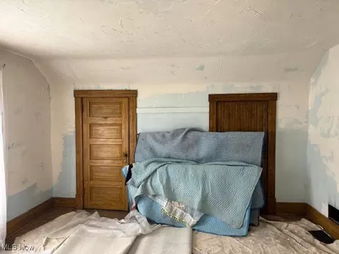 Bedroom - 112 Depot St, Flushing, OH 43977 photo 4 of 10