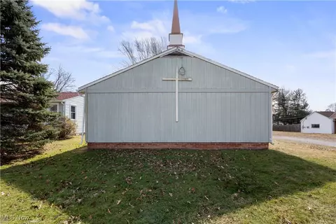 1109 Walker St, Mansfield, OH 44903 photo 2