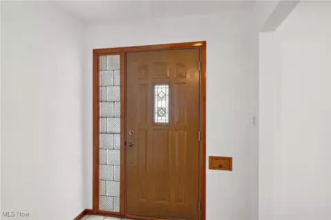 Entry Way - 992 E Decker Dr, Seven Hills, OH 44131 photo 1 of 1