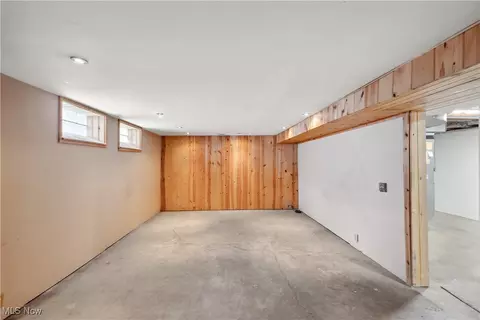 Other - 992 E Decker Dr, Seven Hills, OH 44131 photo 4 of 10