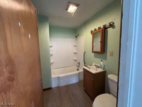 Bath - 313 Clark St, Flushing, OH 43977 photo 1 of 1