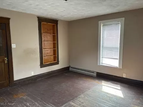Living - 313 Clark St, Flushing, OH 43977 photo 4 of 4