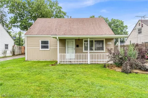 2895 Wilson St, Lorain, OH 44052