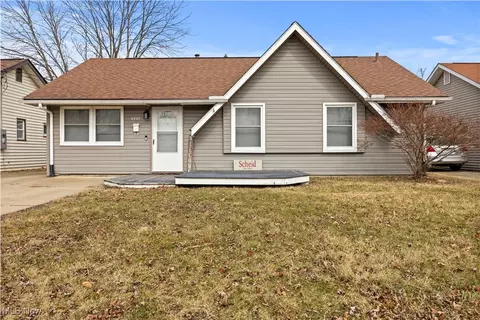 4307 Brockley Ave, Sheffield Lake, OH 44054