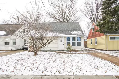 4201 Wetzel Ave, Cleveland, OH 44109
