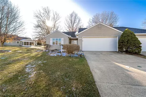10515 Kettering Oval, Strongsville, OH 44136