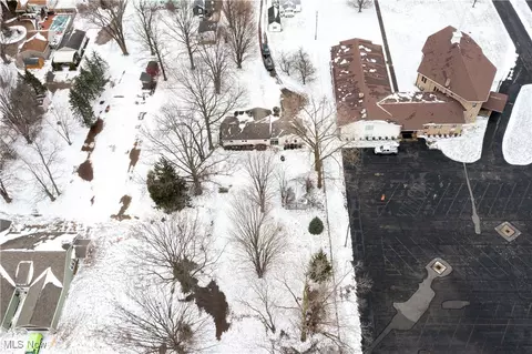 View/Area - 690 Abbe Rd N, Elyria, OH 44035 photo 2 of 3