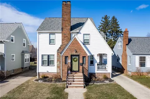 19314 Riverview Ave, Rocky River, OH 44116