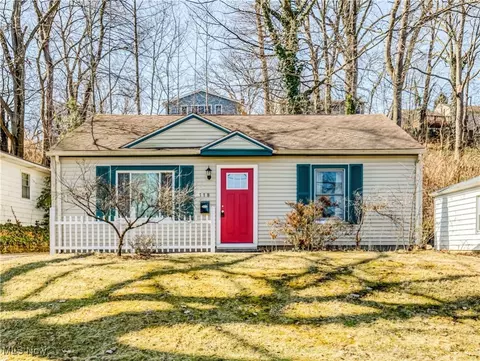118 Robinwood Blvd, Akron, OH 44312