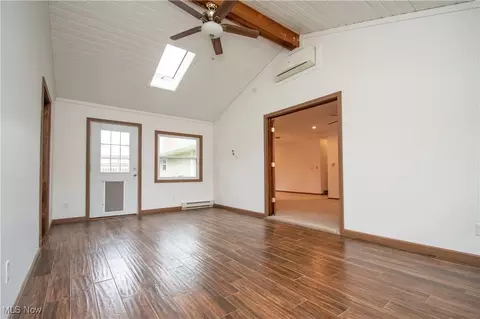 Living - 618 Angiline Dr, Boardman, OH 44512 photo 5 of 6