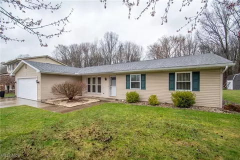 Exterior - 618 Angiline Dr, Boardman, OH 44512 photo 2 of 8