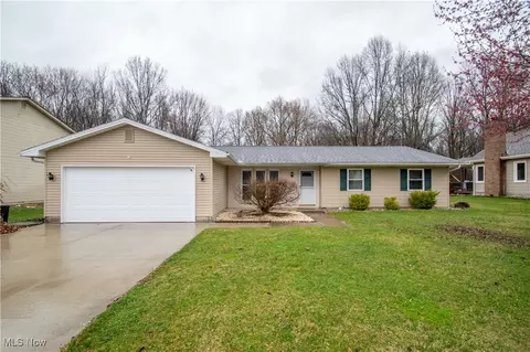 618 Angiline Dr, Boardman, OH 44512