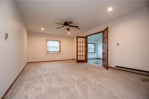 Living - 618 Angiline Dr, Boardman, OH 44512 photo 1 of 6