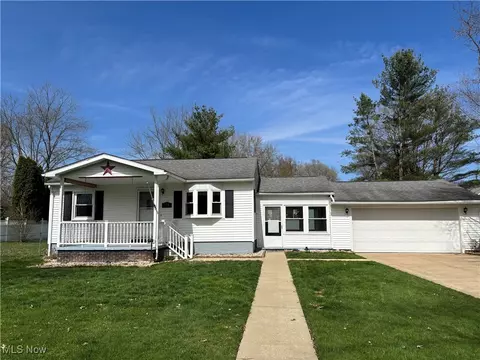 329 Grant, Newton Falls, OH 44444