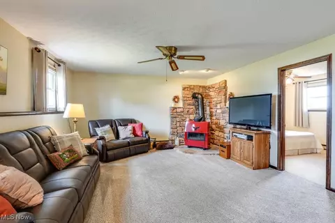 Living - 702 Eckard Rd, Dalton, OH 44618 photo 3 of 4