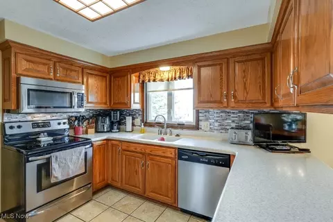 Kitchen - 702 Eckard Rd, Dalton, OH 44618 photo 3 of 4