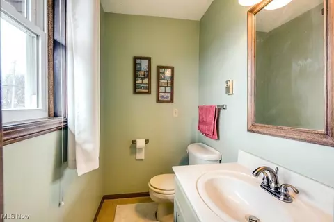 Bath - 702 Eckard Rd, Dalton, OH 44618 photo 2 of 2