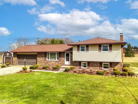 Exterior - 702 Eckard Rd, Dalton, OH 44618 photo 2 of 6