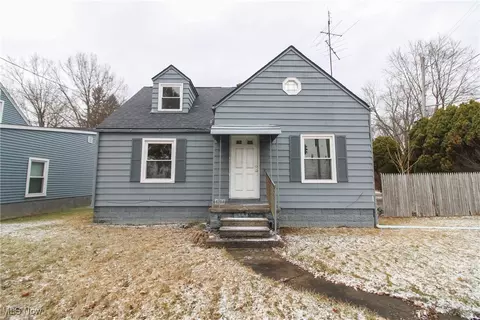 4204 Mahoning Pl, Warren, OH 44483