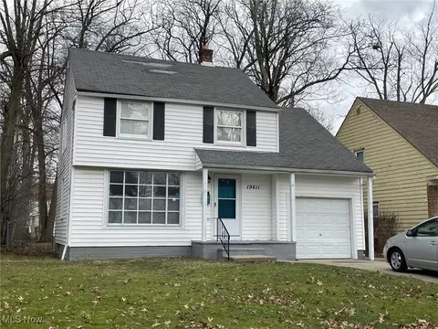 19611 Shakerwood Rd, Warrensville Heights, OH 44122