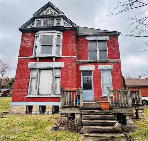 307 Putnam Ave, Zanesville, OH 43701