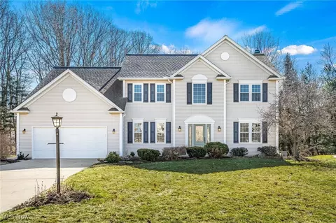 20110 Bradgate Ln, Strongsville, OH 44149