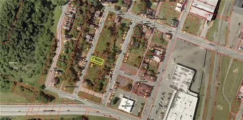 226 N 9th St, Steubenville, OH 43952