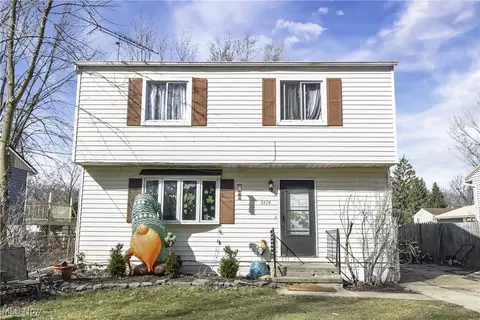 5474 Pleasant Ave, North Ridgeville, OH 44039