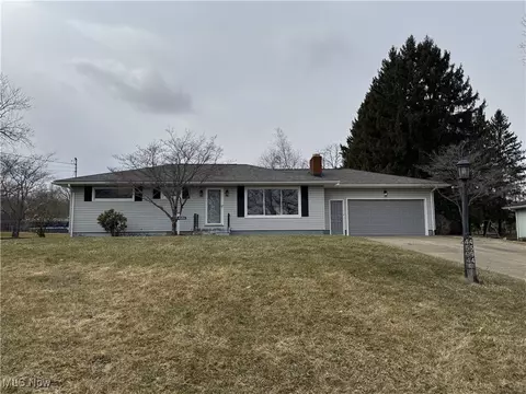 4594 Bliss Dr, Norton, OH 44203