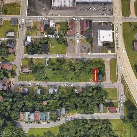 212 N 9th St, Steubenville, OH 43952