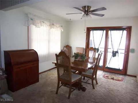 2127 E 39th St, Lorain, OH 44055 photo 12
