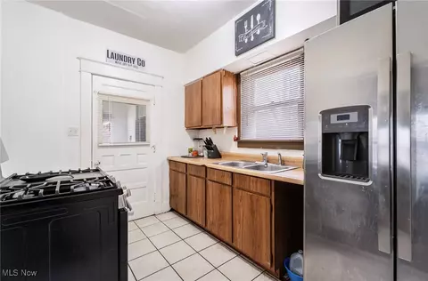 306 Maplewood Ave, Struthers, OH 44471 photo 12