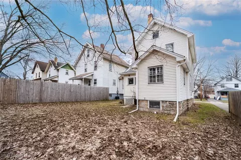 306 Maplewood Ave, Struthers, OH 44471 photo 27