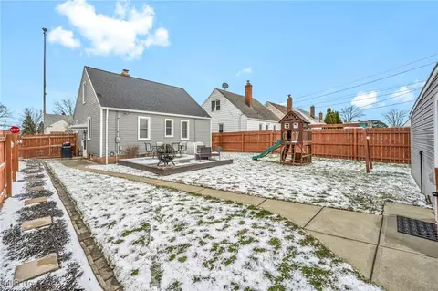 6002 Forest Ave, Parma, OH 44129 photo 38