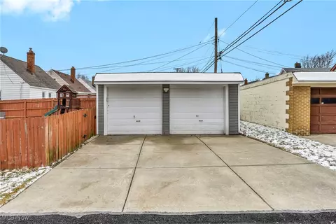 6002 Forest Ave, Parma, OH 44129 photo 35