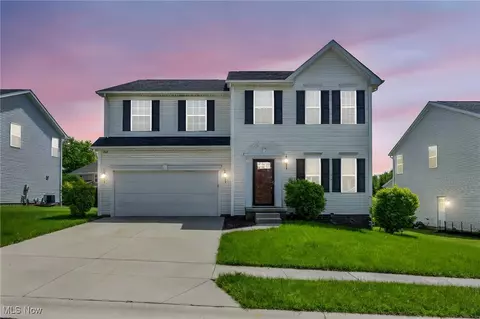 7894 English Oak Trl, Macedonia, OH 44056