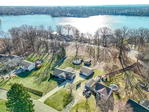 4220 Lake Heights Rd NW, Canton, OH 44708 photo 44